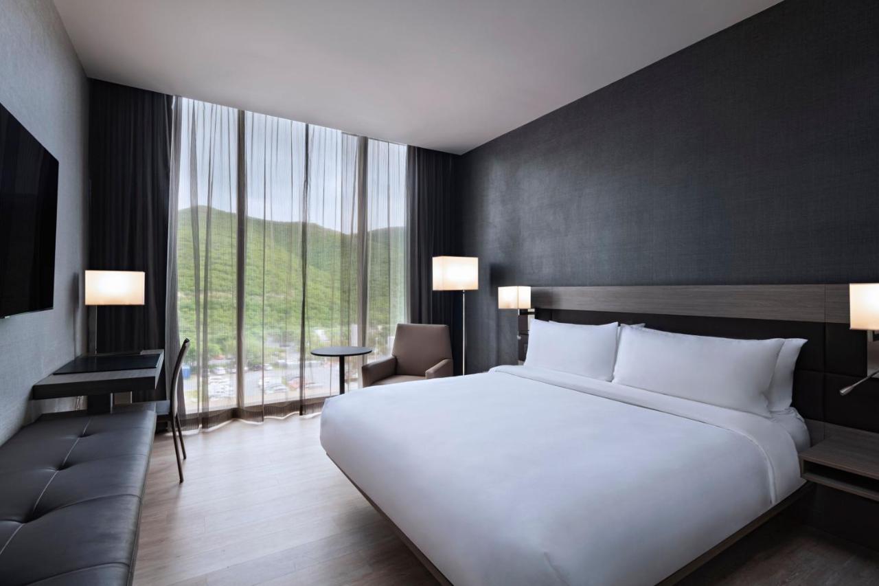 Ac Hotel By Marriott Monterrey Valle San Pedro Garza Garcia Eksteriør bilde